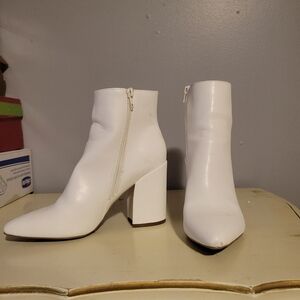 Sugar Women's Winter Chelsea Booties